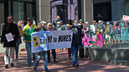 say no to nukes banner in San Francisco