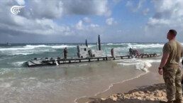 gaza pier breaks apart