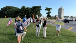 Protesters on Memorial Circle against President Trump’s proposed triumphal arch there on Sept. 14. (Photo: Jonathan Capehart)