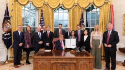 President Trump signs the Executive Order on “Maintaining American Leadership in Artificial Intelligence